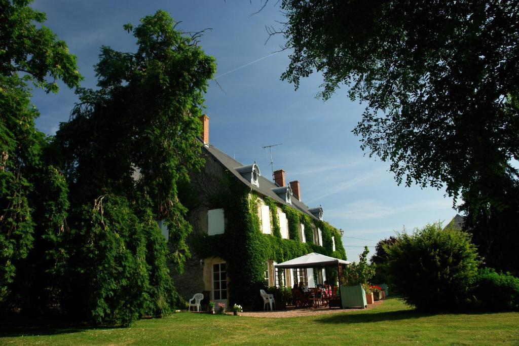 Chambres d'Hôtes - Domaine Des Perrières Crux-la-Ville Exterior foto